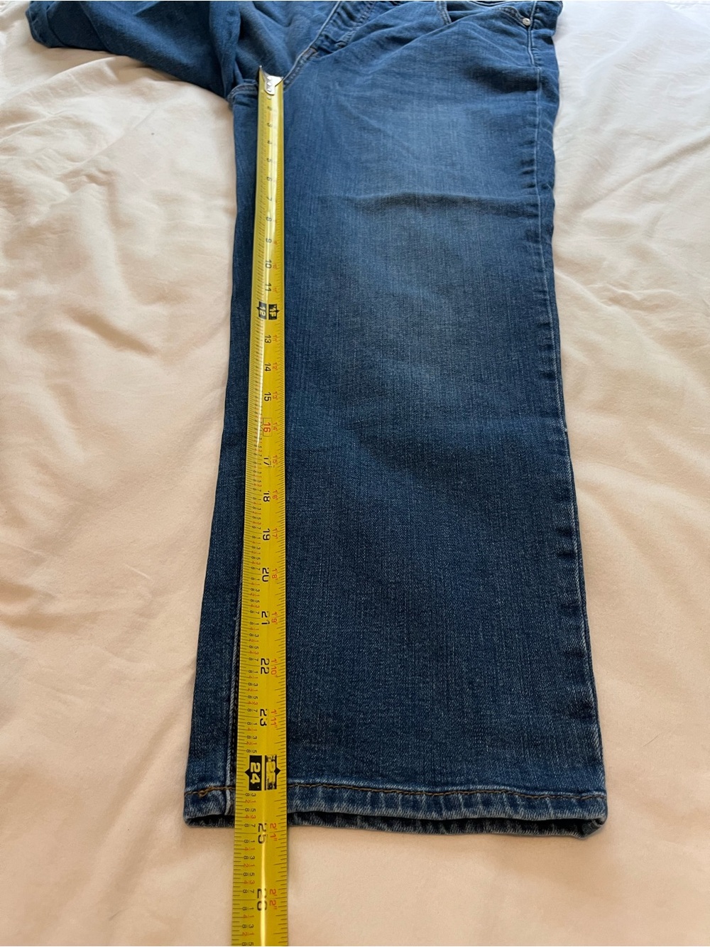 Talbots Medium Wash Straight Crop Blue Jeans Size 12 - Picture 9 of 11
